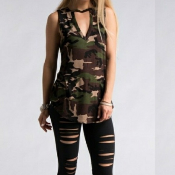 NWT camp choker tank top - Picture 2 of 5